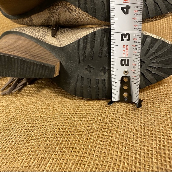 Boots Snake Boots Booties Isola Leather
Wedge Heels Fringes Zip Women Size 9.5 - Picture 10 of 11